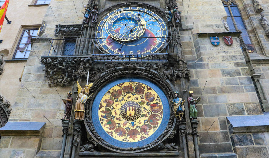 Prague S 600 Year Old Astronomical Clock Pod Travels